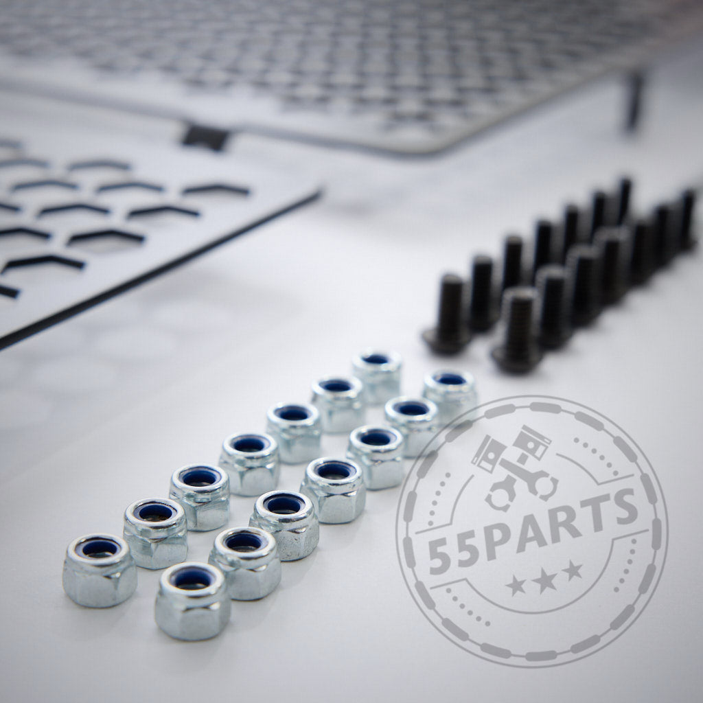Nahaufnahme des Aluminium Radhaus-Gitters von 55Parts, entwickelt für G8x M2, M3 & M4 Modelle - perfekt für Trackday Setups.