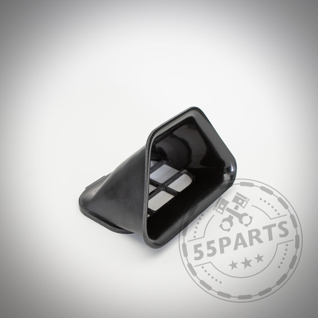 55Parts Exclusive Air Scoop/Ram Air Intake für die meisten BMW F-Serien-Modelle, aus schwarzem Kunststoff mit 55PARTS-Wasserzeichen auf weißem Hintergrund. Perfekt für B58 Upgrades oder Verwendung als airscoop, enthält Zertifikat.