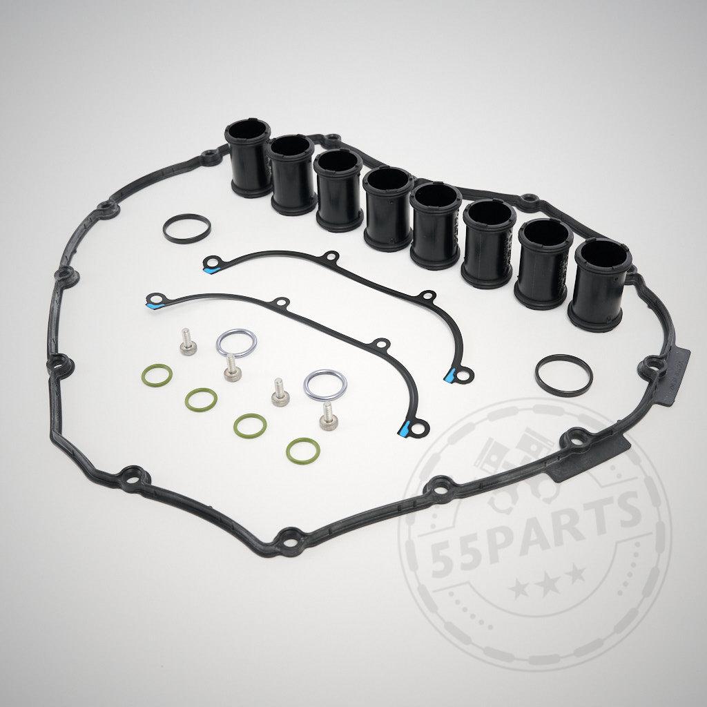 Exklusiv bei 55Parts: Einbauset Ventildeckel passend für BMW E9x M3 (S65 Motor) – Dichtungssatz mit Dichtungen, Tüllen und Schrauben, übersichtlich auf schlichtem hellem Hintergrund angeordnet. Passend für Aluminium-Ventildeckel.