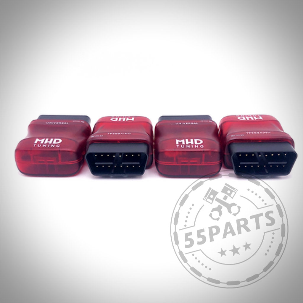 Vier rote MHD Tuning Universal WiFi OBDII-Funkadapter sind mit einem 55Parts-Logo in der unteren rechten Ecke aufgereiht. Kompatibel mit BMW Supra MK5 und unterstützt OBDII-WiFi-Konnektivität.