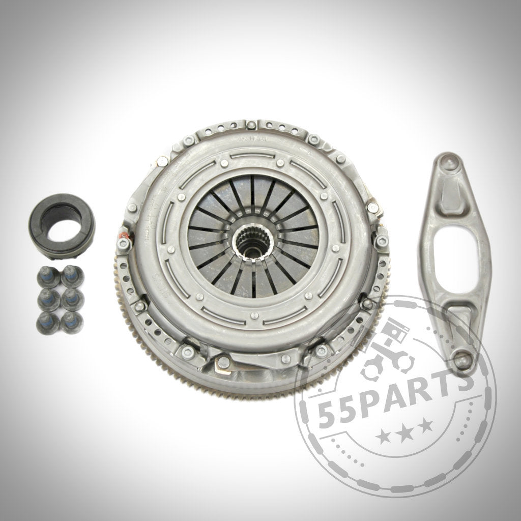 55Parts Exclusive Zweischeibenkupplung inkl. EMS passend für BMW (M)135i, M235i, 335i(x), 1er M: Set mit Druckplatte, Ausrücklager, Schrauben &amp; Gabel aus C45 Stahl. Ideal als Kupplungslösung für Kupplung N55 Systeme.