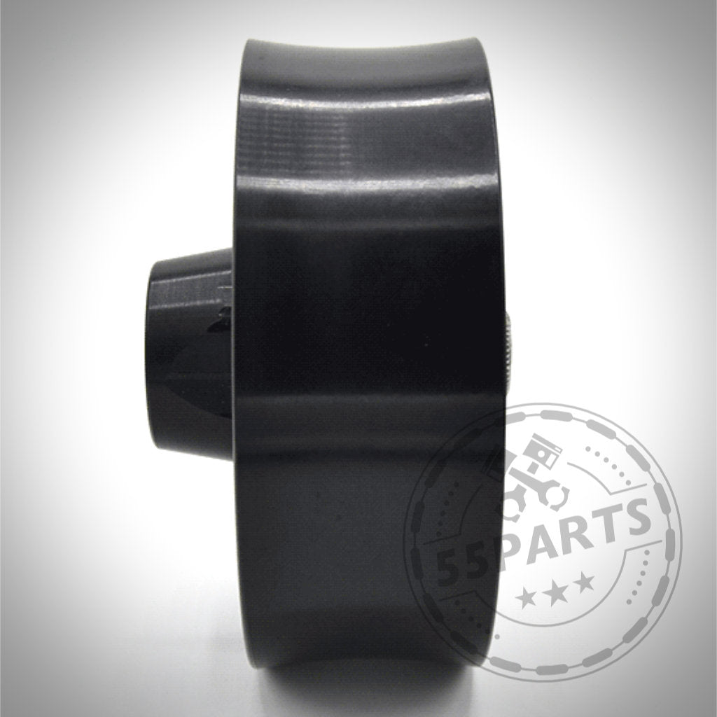 Schwarzes zylindrisches mechanisches Teil mit einem kleineren Zylinder, dargestellt auf weißem Hintergrund. DDM Racing Srls Radabstandshalter/Lenkradabstandshalter für BMW F8X, G8X M2, M3, M4, alle F/G Serien 1-4, Mini F55/56/57 & Supra MK5. 55PARTS Wasserzeichen.